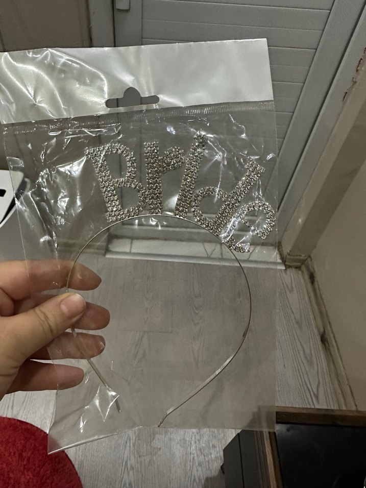 Parlak Taşlı Gri Taç - Görsel 2