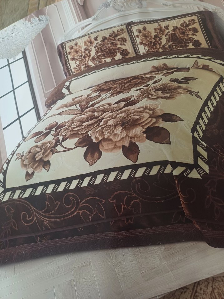 Açık Kahverengi  desenli. 4 parca. bataniye  karyola örtüsü - Görsel 2