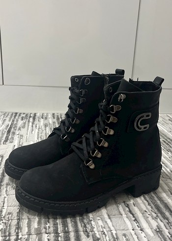 Siyah Süet Tokalı Gotik Kadın Botu - Görsel 3