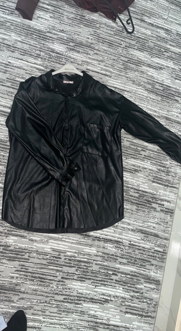 Düğmeli Siyah Deri Kadın Ceket - Görsel 3