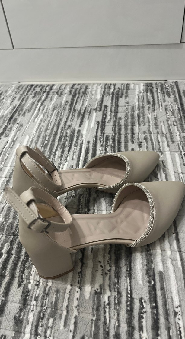 Bej Saten Tokalı Kadın Topuklu Ayakkabı - Görsel 5