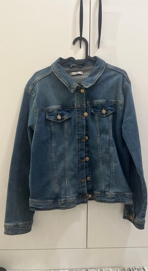 Düğmeli Kadın Mavi Denim Ceket - Görsel 3