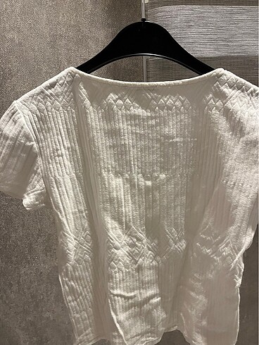 m Beden Stradivarious beyaz tshirt