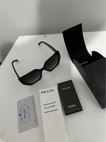 Prada Milano Güneş Gözlüğü - Görsel 3