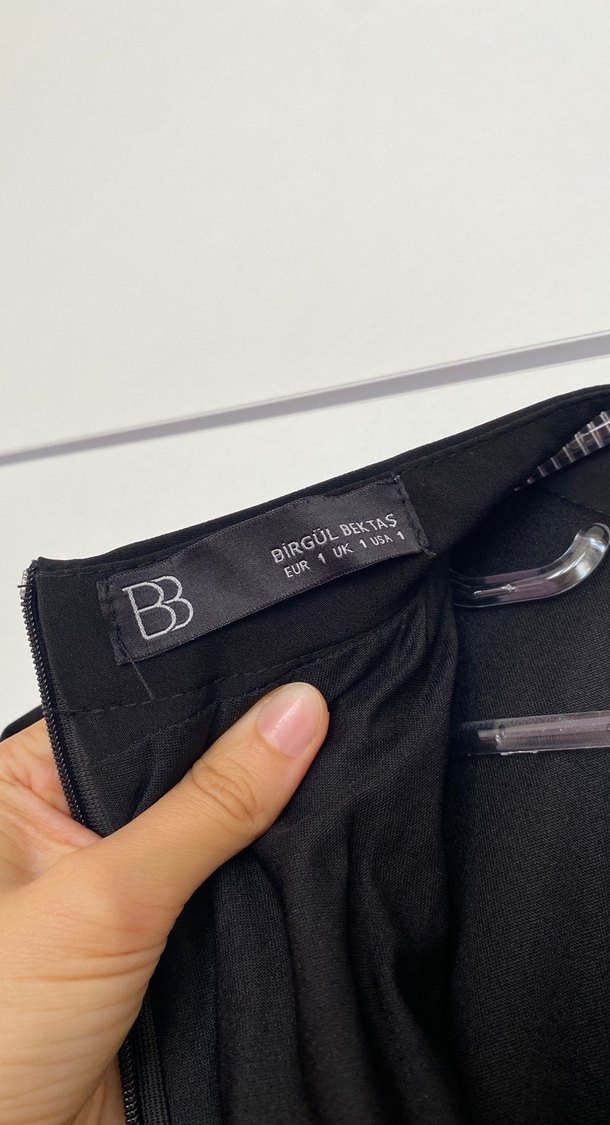 Siyah Uzun Drapeli Gotik Elbise - Görsel 3