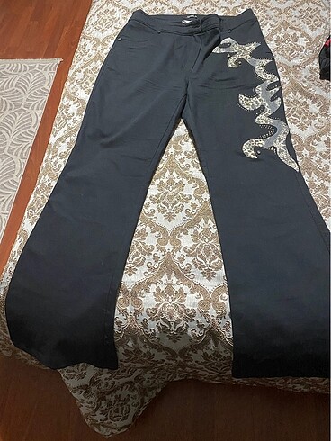 Siyah İspanyol paça pantolon