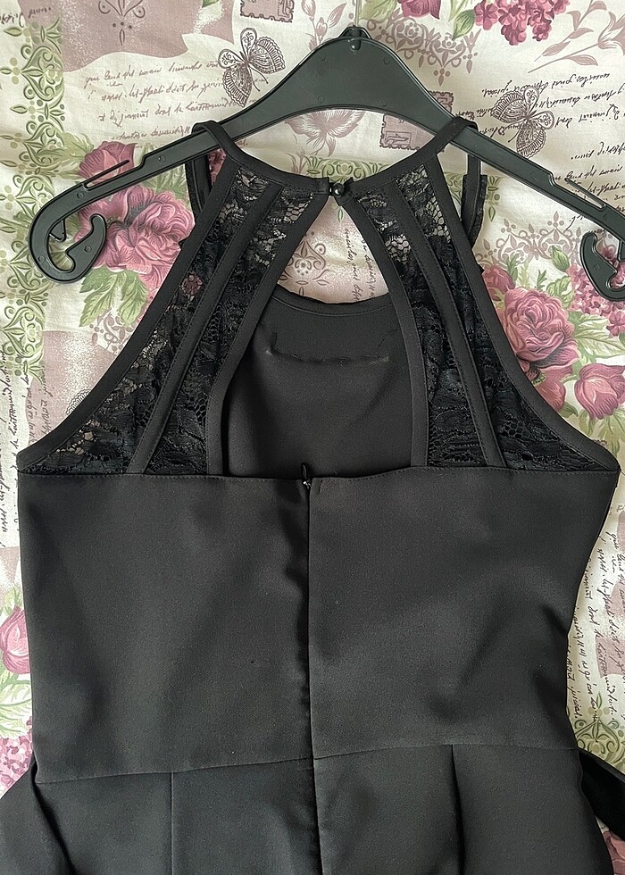 Siyah Tulum - Görsel 3