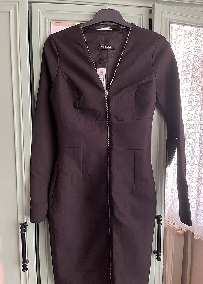 Siyah Elbise - Görsel 2