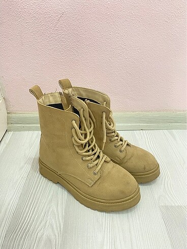LC Waikiki Kışlık bot