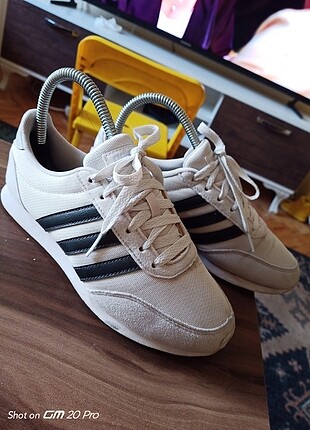 ADidas ayakkabı