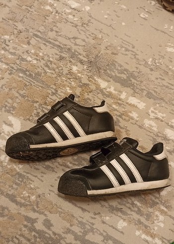26 Beden adidas siyah orjinal 26 no
