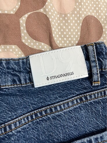 36 Beden stradivarius d98 jean