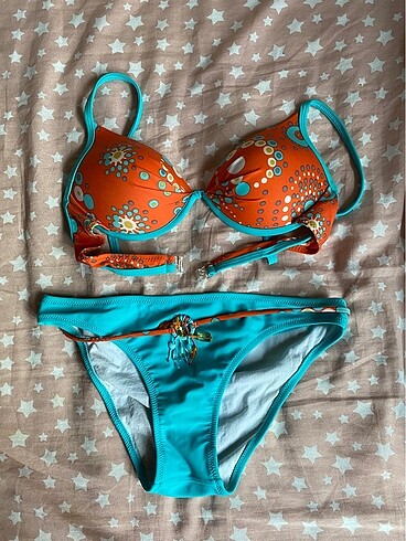 Çok az kullanılmış bikini