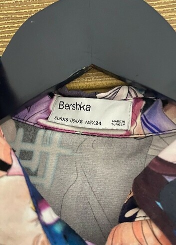 Bershka Gömlek kız desenli BERSHKA