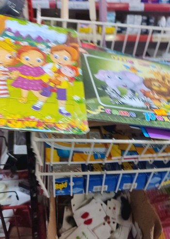 Diğer Renkli Çocuk Yapbozu iki tane