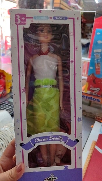 Barbie bebek