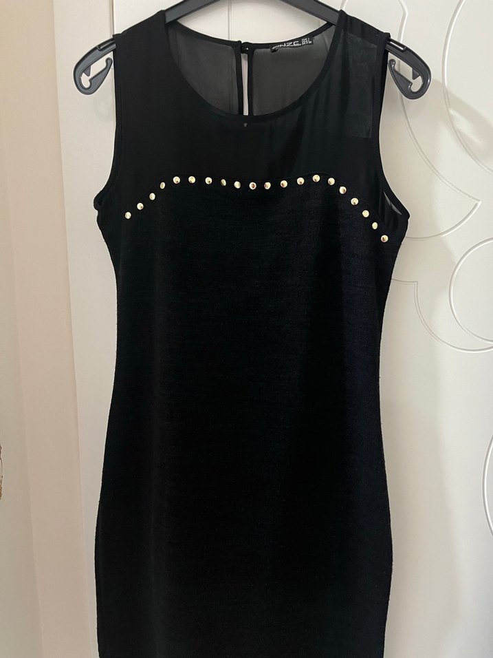 Siyah Düğmeli Kolsuz Midi Elbise - Görsel 2