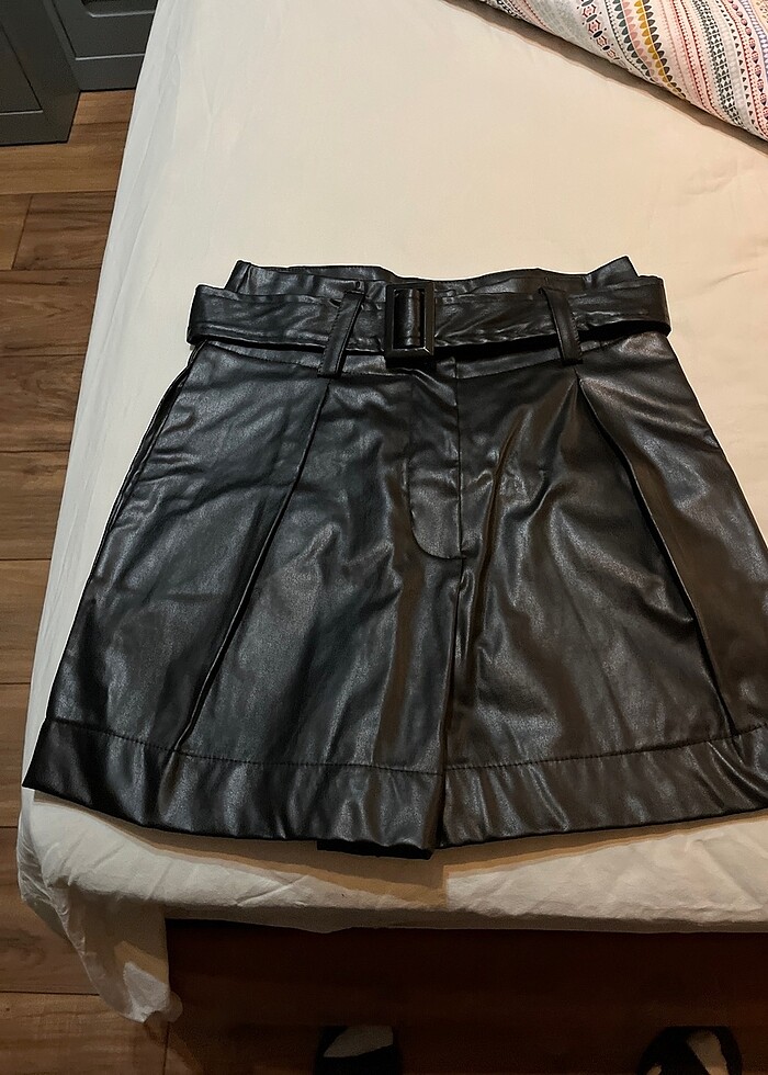 Bayan Deri Şort - Görsel 2