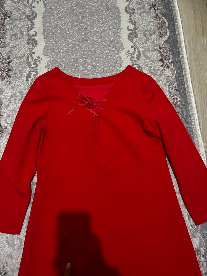 Kırmızı V Yaka Uzun Kollu Elbise - Görsel 3