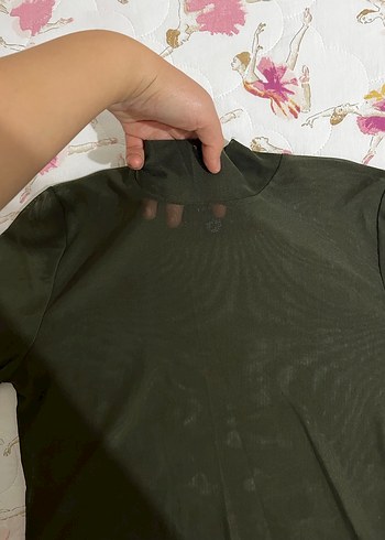 Siyah Drapeli Balıkçı Yaka Kadın Bluz - Görsel 4