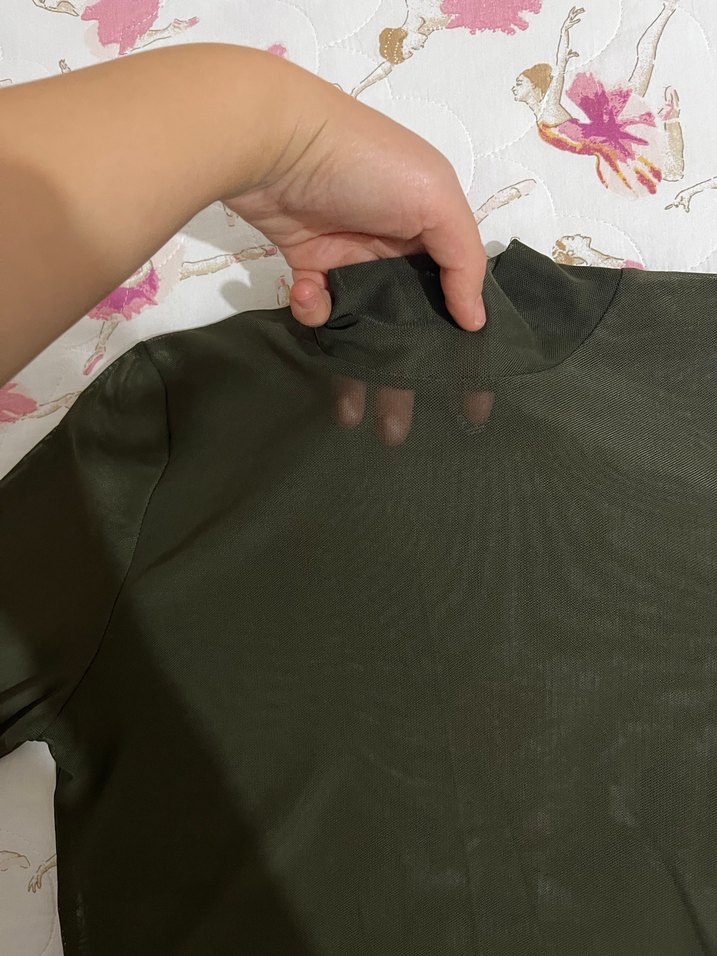 Siyah Drapeli Balıkçı Yaka Kadın Bluz - Görsel 3