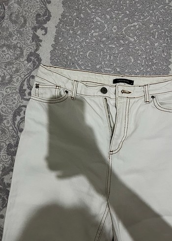 Beyaz Rahat Kesim Kadın Kot Pantolon - Görsel 3