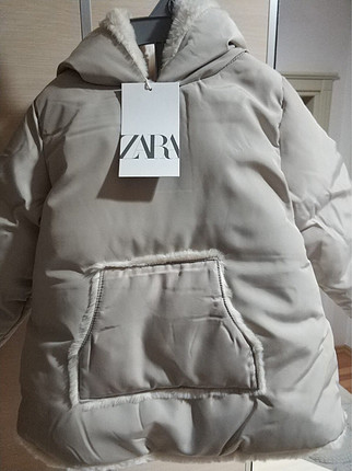 xs Beden Zara etiketli pufidik mont