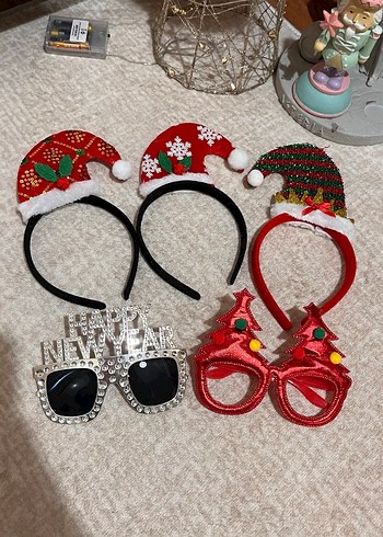 Renkli Yılbaşı Temalı Parti Gözlükleri ve taç - Görsel 3