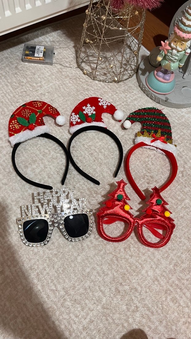 Renkli Yılbaşı Temalı Parti Gözlükleri ve taç - Görsel 3