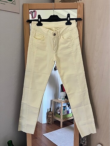 butter yellow sarı pantolon