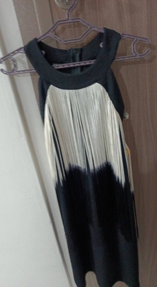 Püsküllü Siyah Uzun Abiye Elbise - Görsel 3