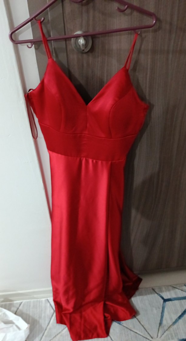 Uzun Parlak Kırmızı Kadın Abiye Elbise - Görsel 2