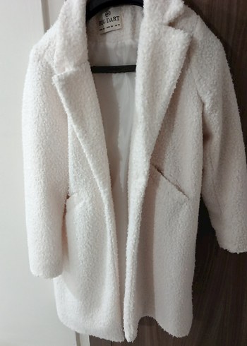 Beyaz Kısa Kadın Peluş Kaban - Görsel 2