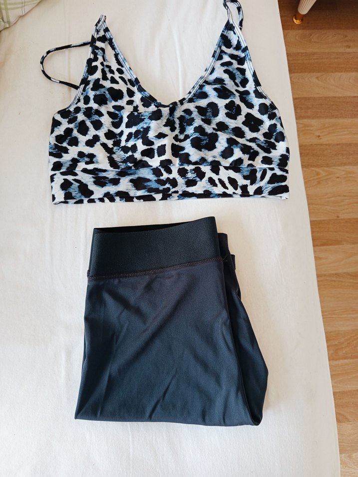 Lacivert Elastik Bantlı Mini Spor Şort takım - Görsel 3