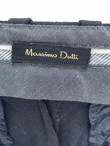 34 Beden siyah Renk Massimo Dutti Düz Kesim %70 İndirimli.