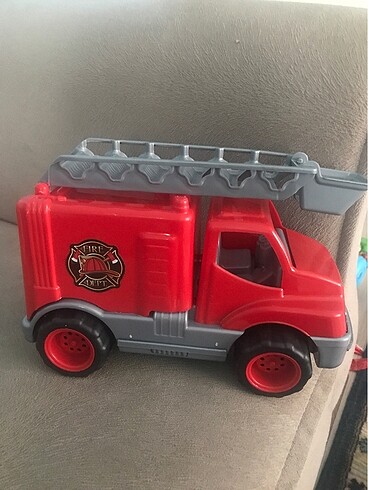 Oyuncak arabalar - Görsel 10