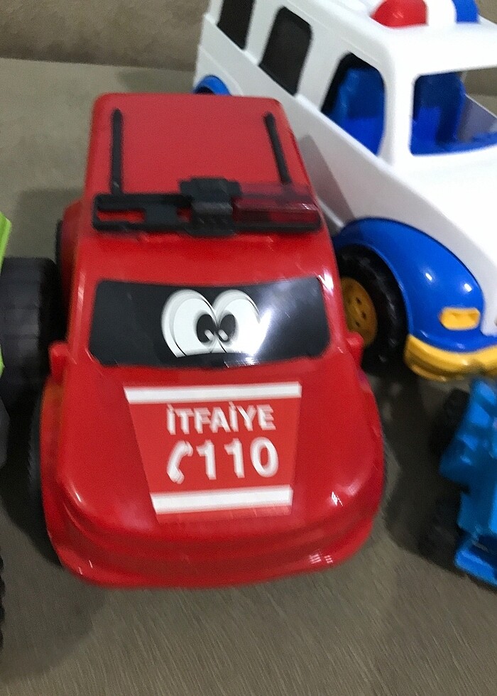 Oyuncak arabalar - Görsel 5