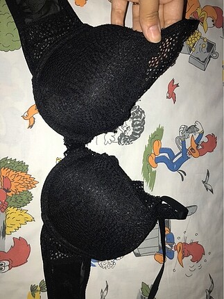 H&M Siyah dantel push up 80b sütyen