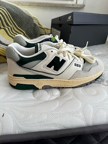 42 Beden New balance 550 model spor ayakkabı erkek