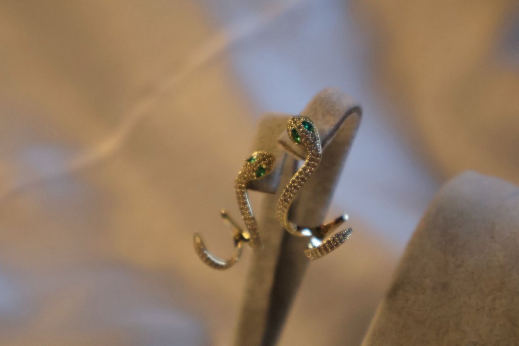 Bvlgari Model Serpenti Küpe - Görsel 3