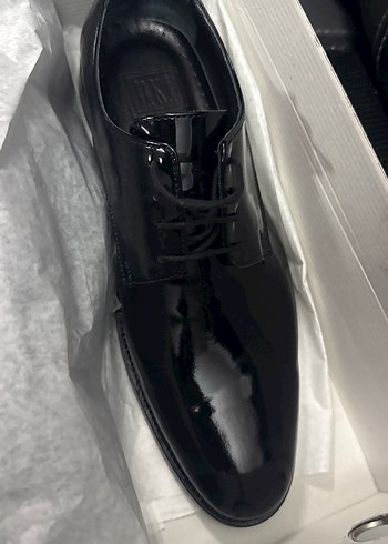 Parlak Siyah Erkek Klasik Ayakkabı - Görsel 2