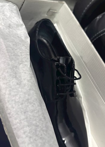 Parlak Siyah Erkek Klasik Ayakkabı - Görsel 3