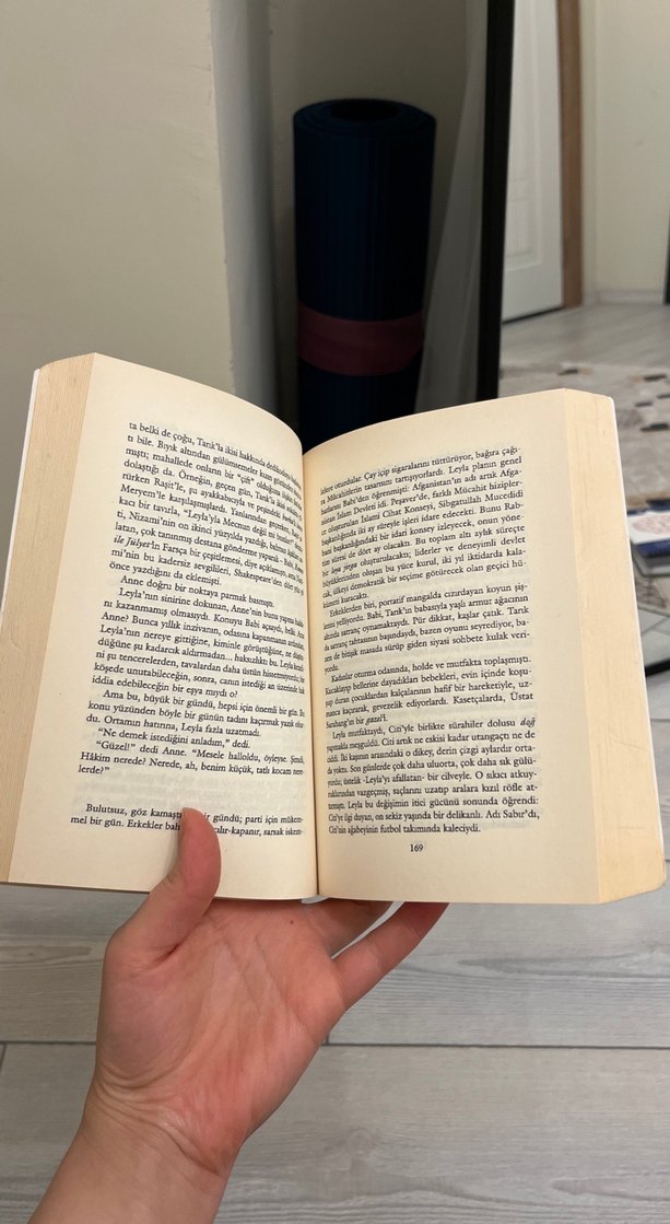 Bin Muhteşem Güneş - Khaled Hosseini - Görsel 3