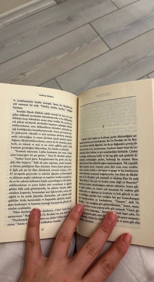 Anthony Burgess - Otomatik Portakal - Görsel 3