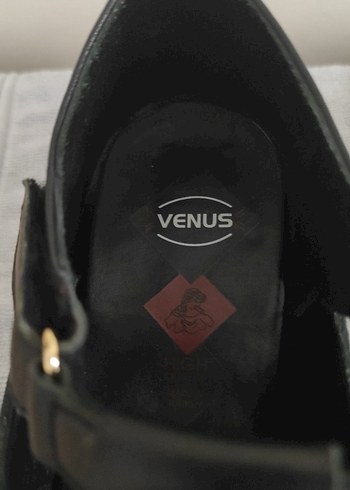 Siyah Platform Topuklu Gotik Kadın Ayakkabı - Görsel 3