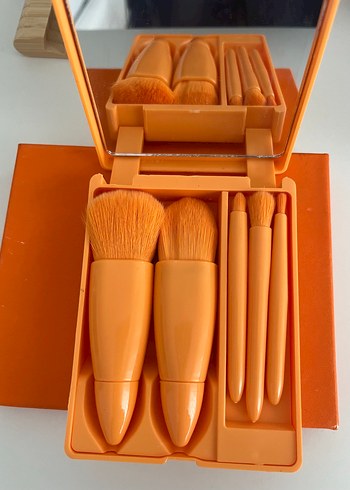 Turuncu Makyaj Fırçası Seti - Görsel 2