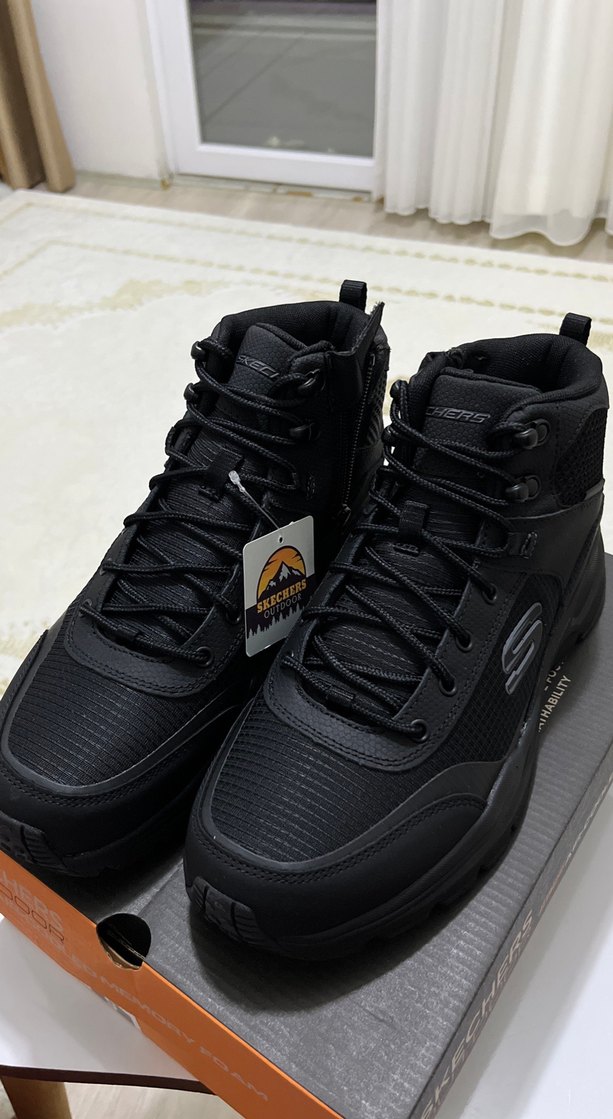 Siyah Bağcıklı Basketbol Ayakkabısı - Görsel 2