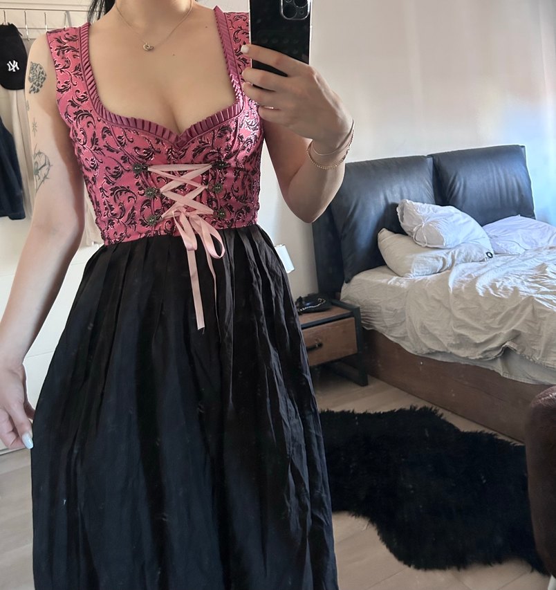 Nakışlı Pembe korseli elbise - Görsel 5