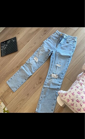 Zara straight jean