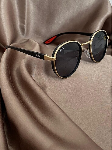 UV 400 KORUMALI RAY BAN